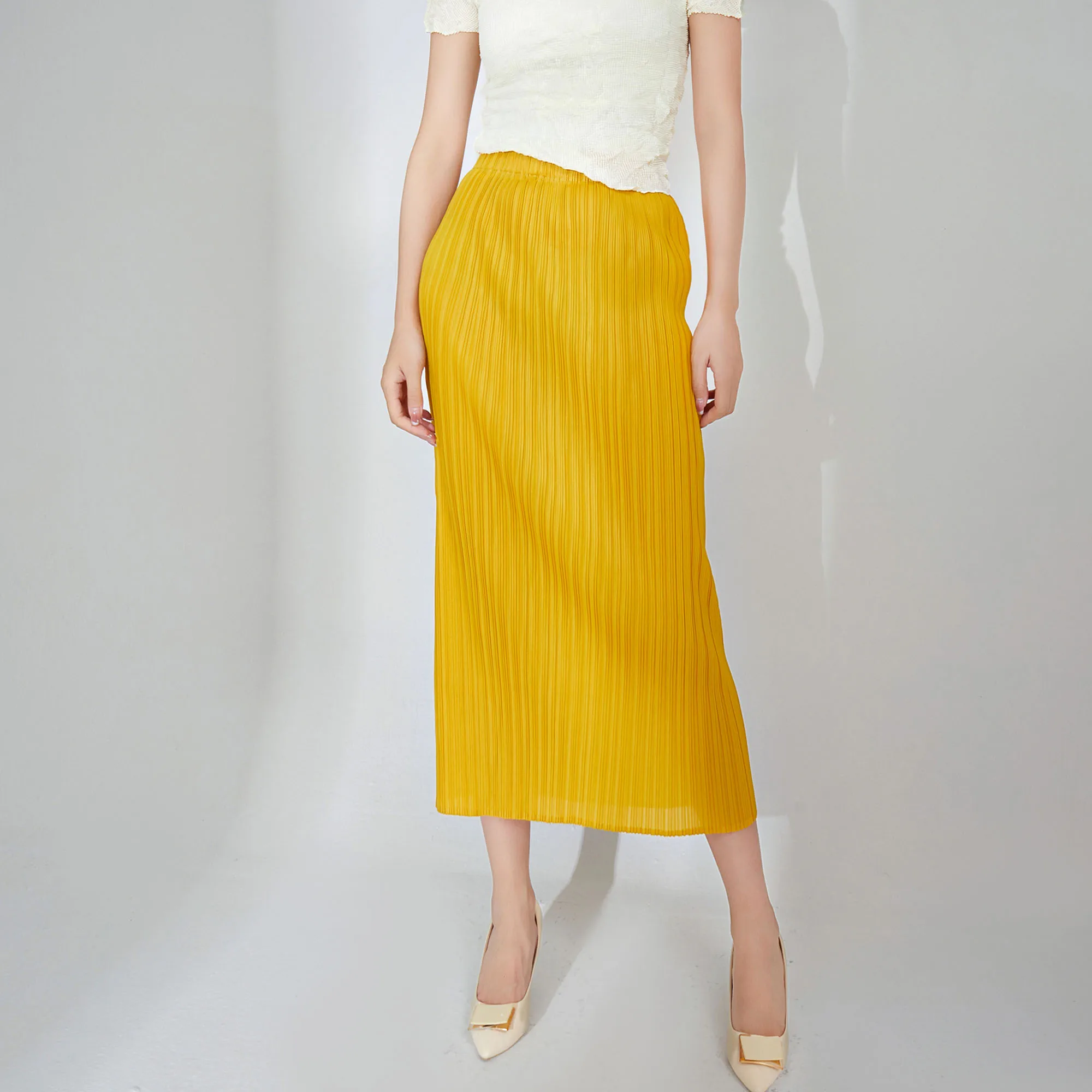 2025 Hot Selling Pleated Pencil Skirt High Waist Loose Fit Medium-Length Fashionable and Versatile Miyake Design