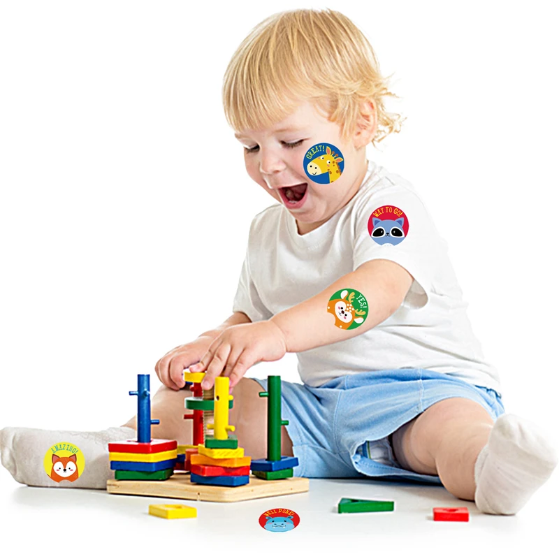 100-500 قطعة جولة الحيوان مكافأة ملصقات في 8 تصاميم الكلاسيكية لعبة العلامة للمعلم تشجيع حافز الأطفال القرطاسية ملصقا