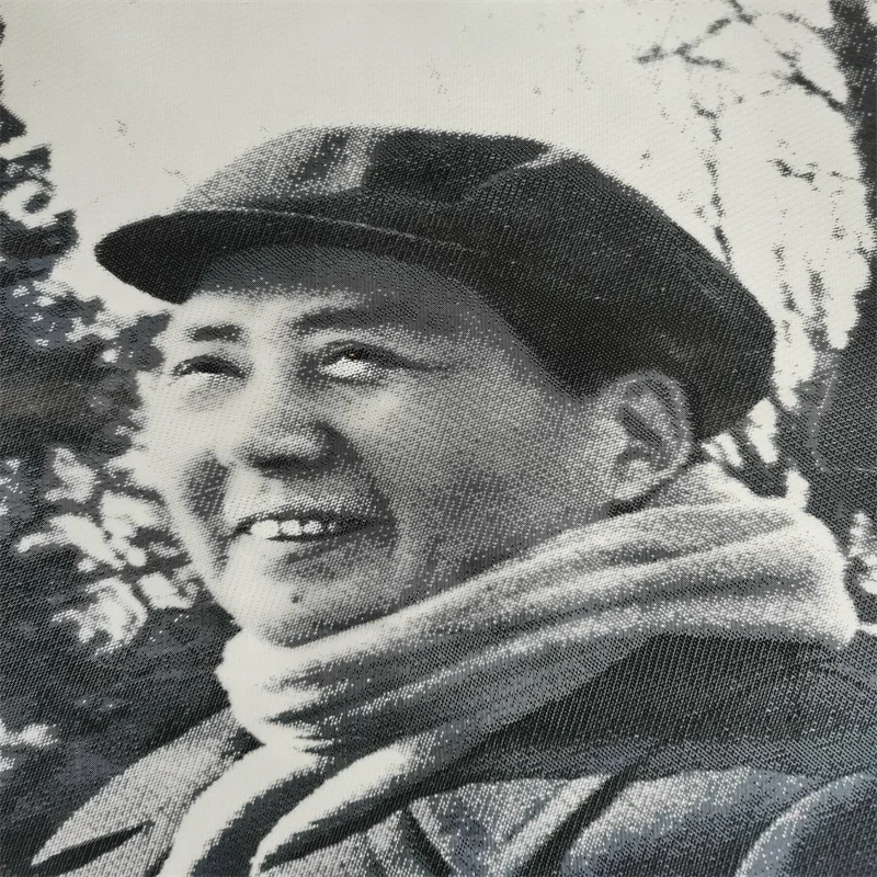 High Precision Silk Embroidery Thangka Style Hanging Painting, Black and White Portrait of Chairman Mao