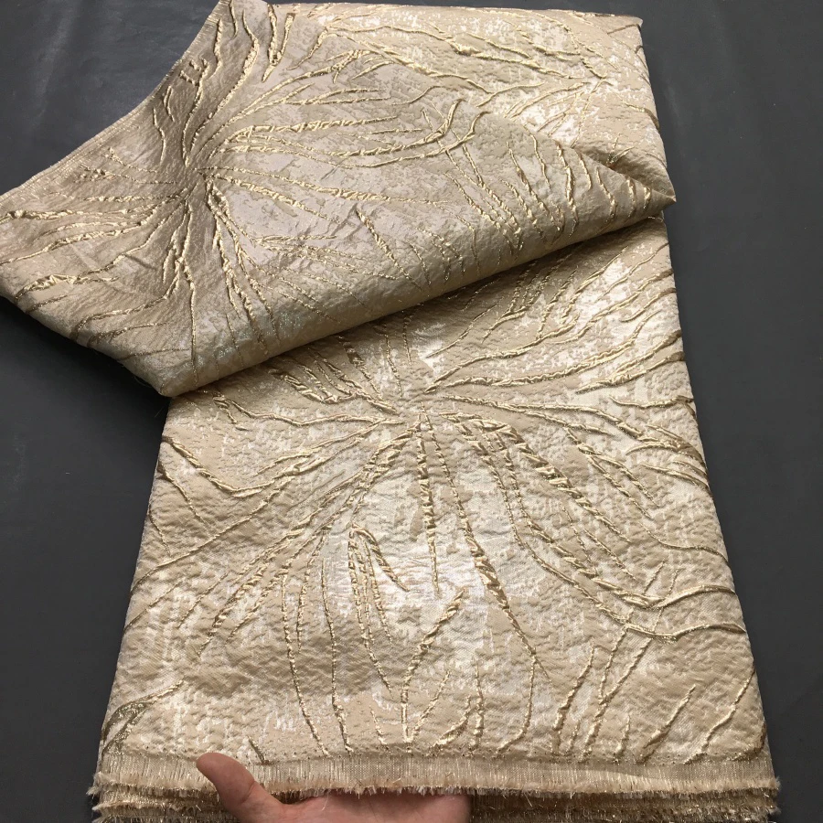 

Африканская парчовая кружевная ткань 2025, высокое качество, французская позолота, кружевная ткань «сделай сам», для женщин, свадебные платья, швейный материал A4318