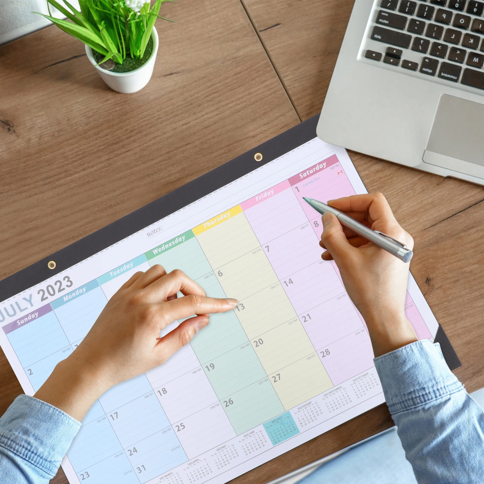 

2023 Hanging Wall Calendar Clear Printing Coordinated Color Easy Daily Use Calendar Monthly Holiday Marking for Home Office