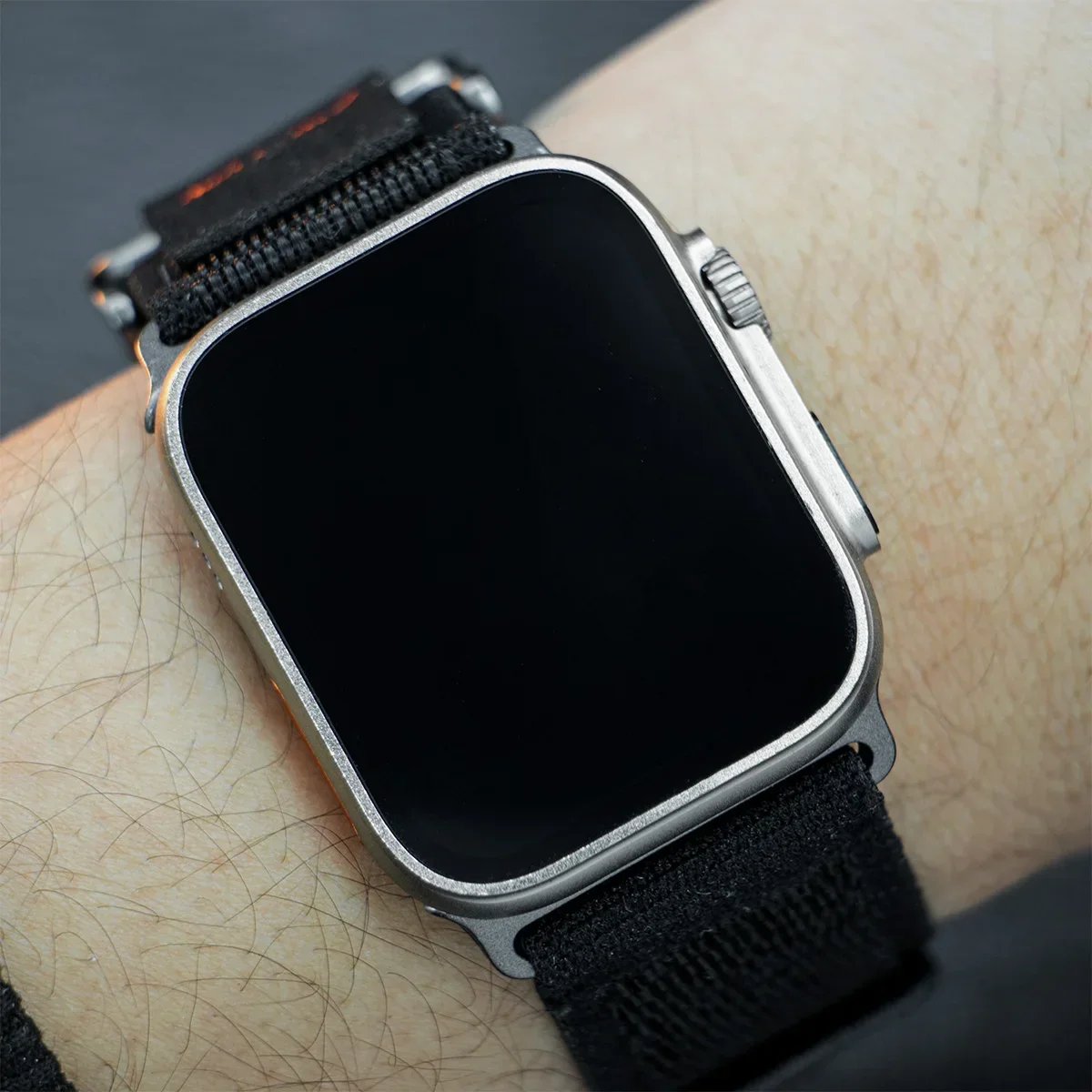 حزام نايلون مغناطيسي لساعة أبل الترا باند 49 ملم 44 ملم 45 ملم 42 ملم 46 ملم كوريا سوار رياضي iWatch Series 10 9 8 7 6 5 4 3 SE