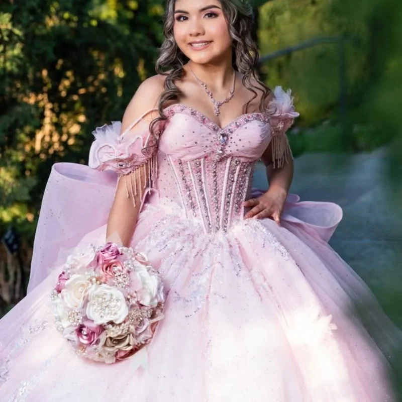 

Shiny Pink Quinceanera Dresses Crystal off-shoulder Crystal Decal Lace Layering Long tail Bow Vestido De 15 Quinceanera Customiz