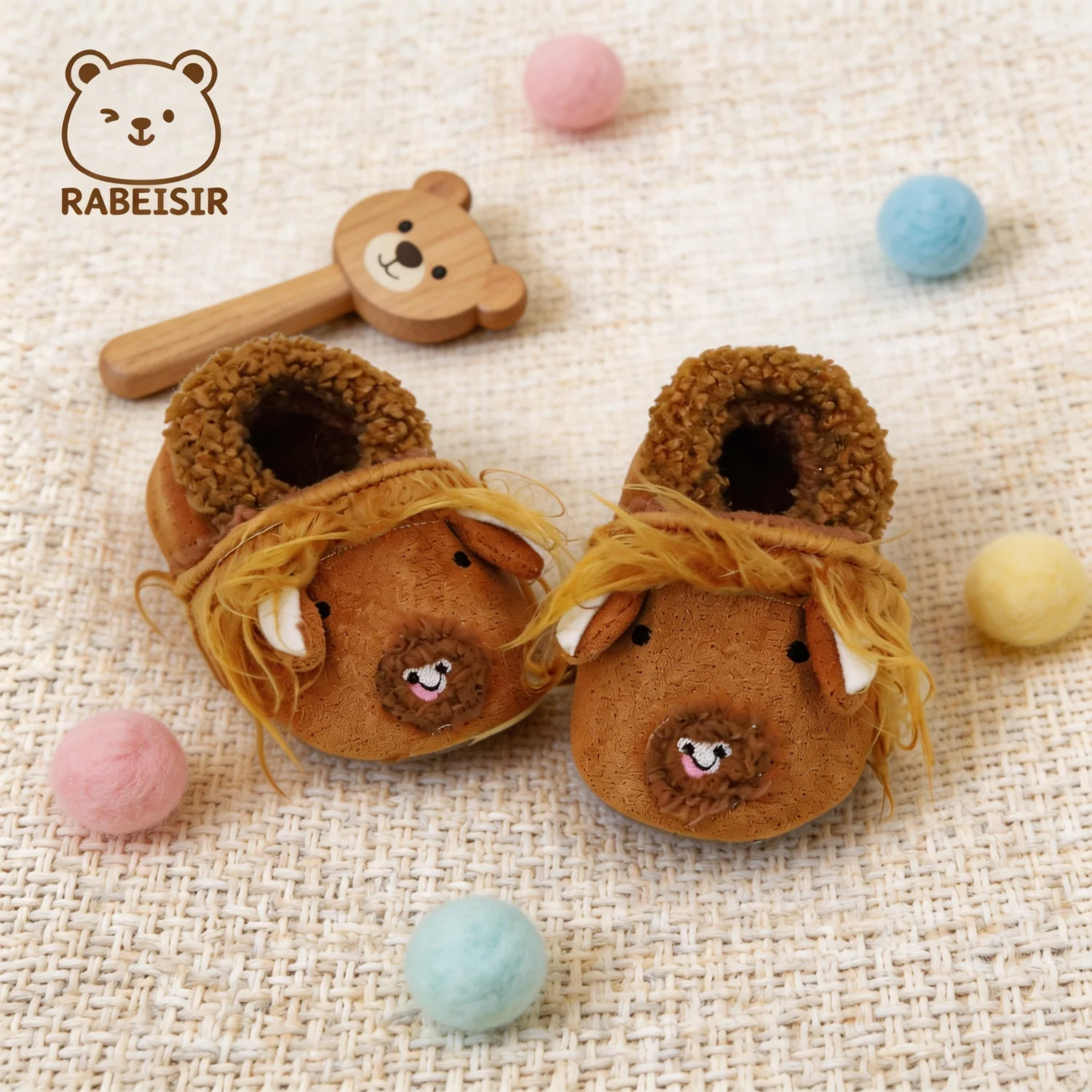 Baby-Plüschschuhe für Herbst und Winter, Lauflernschuhe für Kleinkinder, warm und bequem, geeignet für 0-6-12-18 Monate, für den Innenbereich.