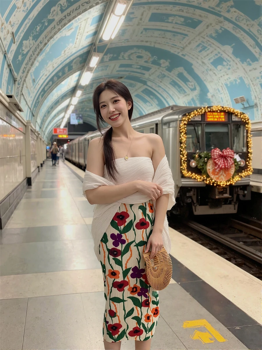 

Skirts Women High Waist Sheer Mesh Layered Skirt with Ruffle Hem Elegant Flowy Design for Weddings or Formal Banquet Occasions