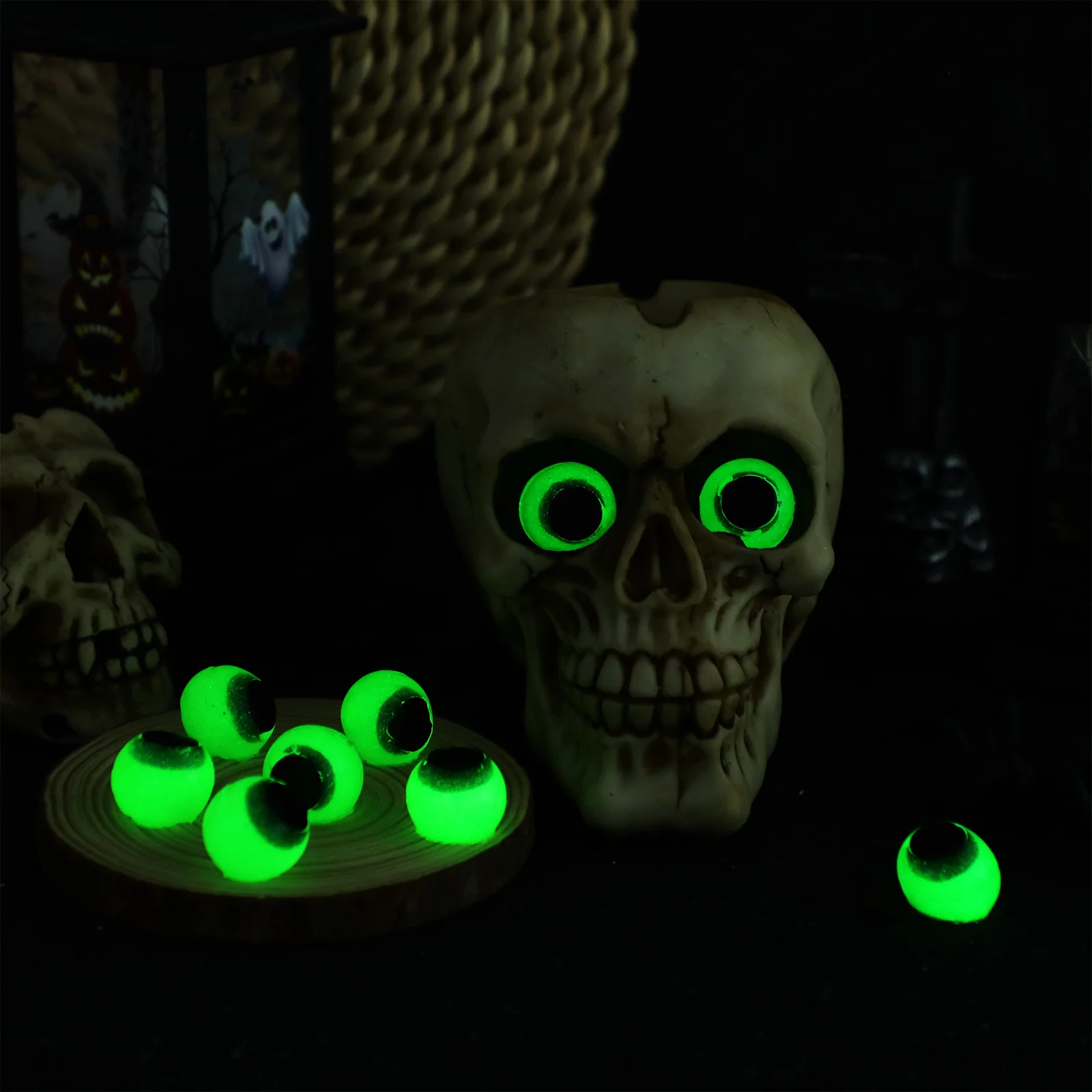 

24Pcs Horror Glow Dark Eye Balls Halloween Scary Fake Eyeballs Party Prop Trick Eyeball Simulation Accessories