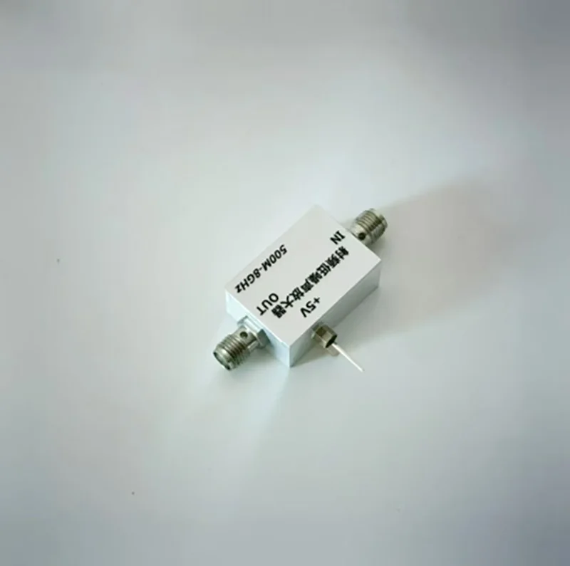 500M-8 جيجا هرتز RF منخفضة الضوضاء مكبر للصوت 20dB إشارة صغيرة تلقي مكبر للصوت كسب شقة عالية