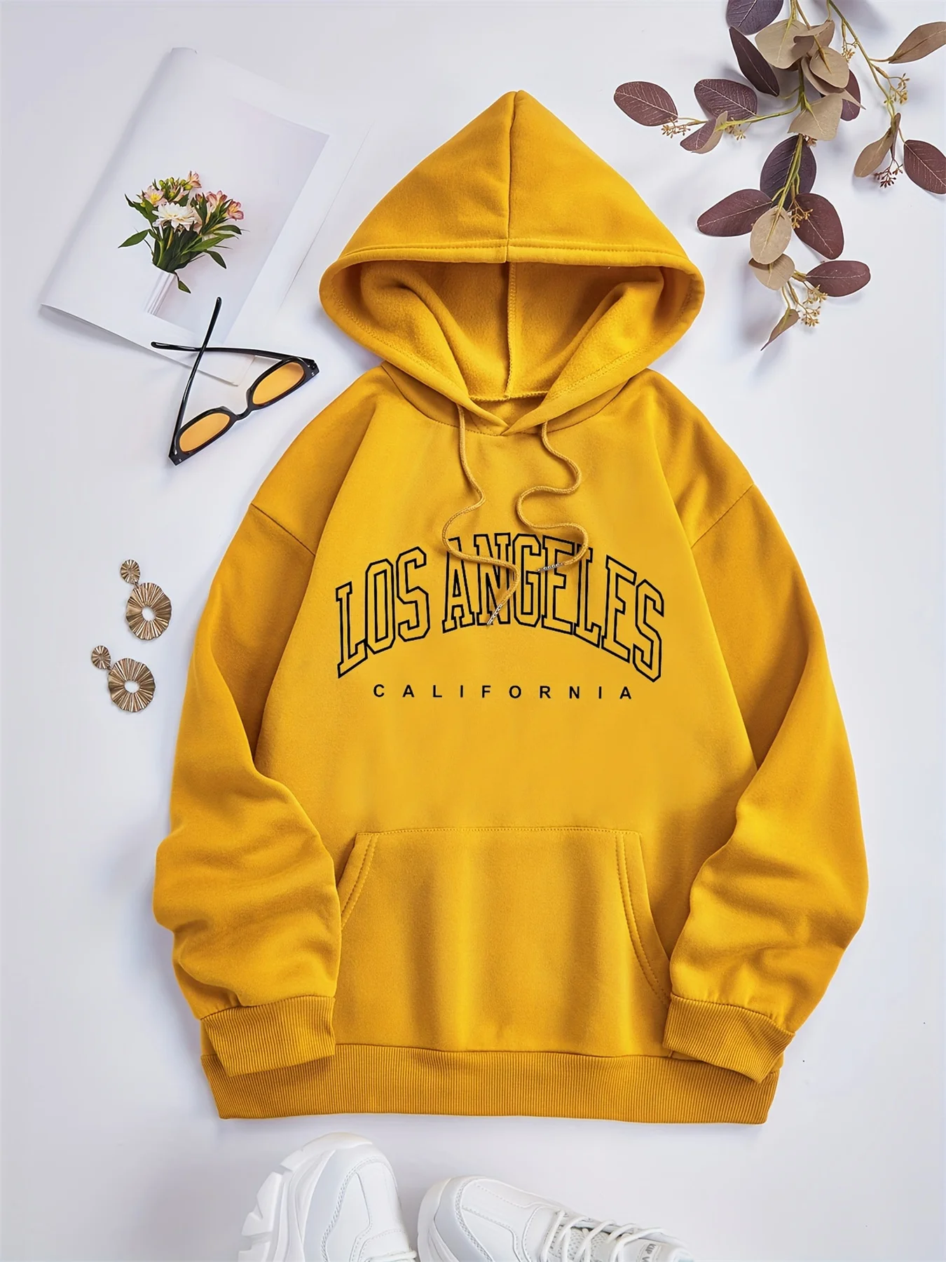 Women's casual hoodie sweatshirt with California letter print round neck long sleeved, autumn and winter regular edition