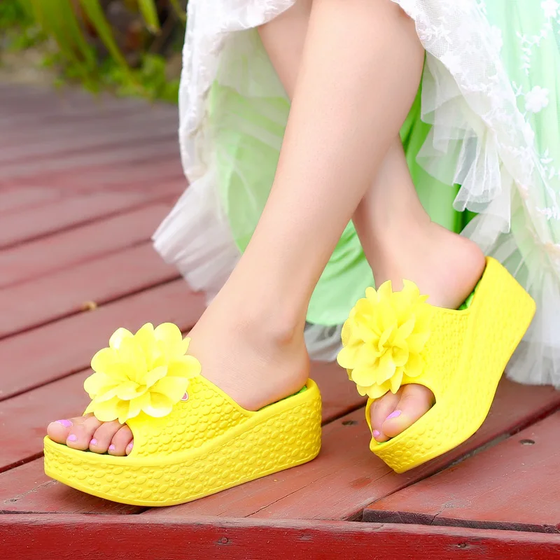 Open Toe Flowers Slippers Beach Sandals Women\'s Cool Wedges Heels Platform Slippers