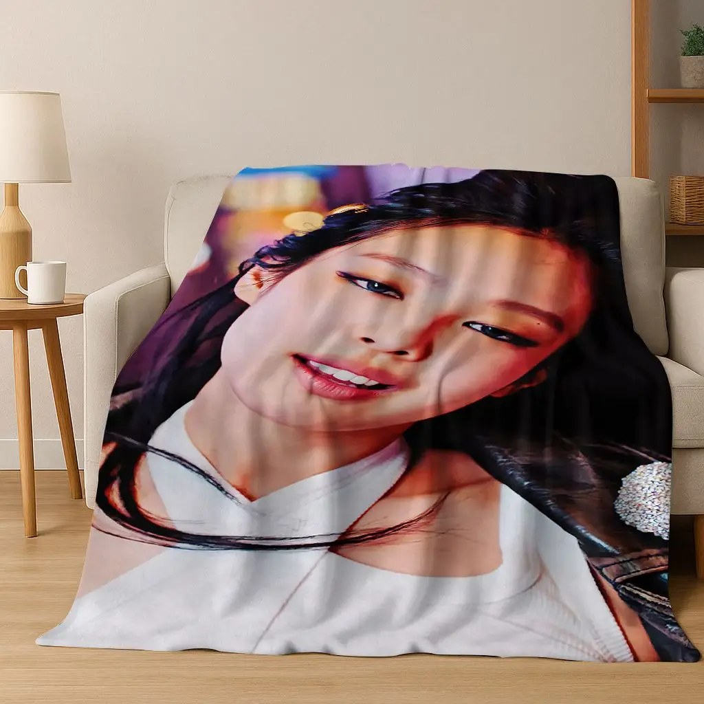 ثلاثية الأبعاد جيني كيم Kpop B-أسود الوردي المغني ستار الفانيلا بطانية لينة رمي بطانية للسرير غرفة نوم غرفة المعيشة السفر نزهة هدية #4