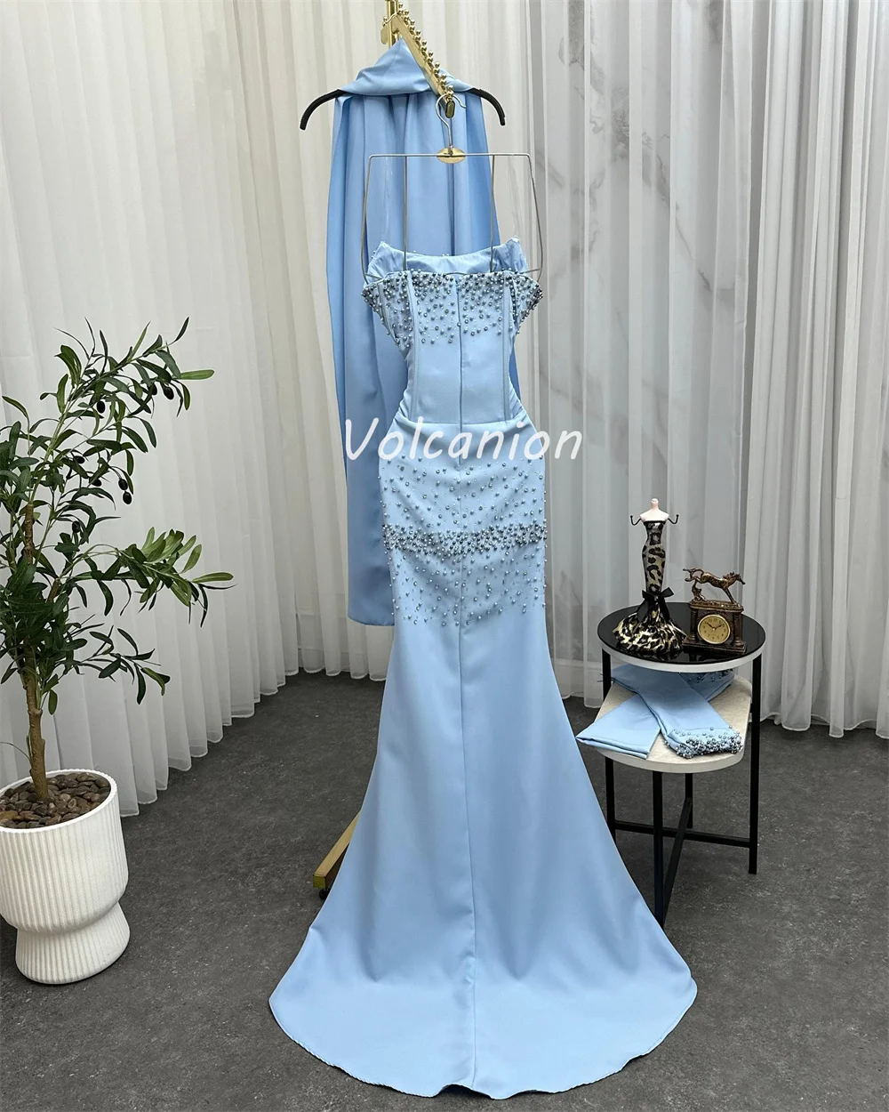 تخصيص الطراز الحديث معقدة جيرسي اللؤلؤ الديكور حجر الراين الشريط حورية البحر حمالة فساتين طويلة فساتين المناسبات حسب الطلب