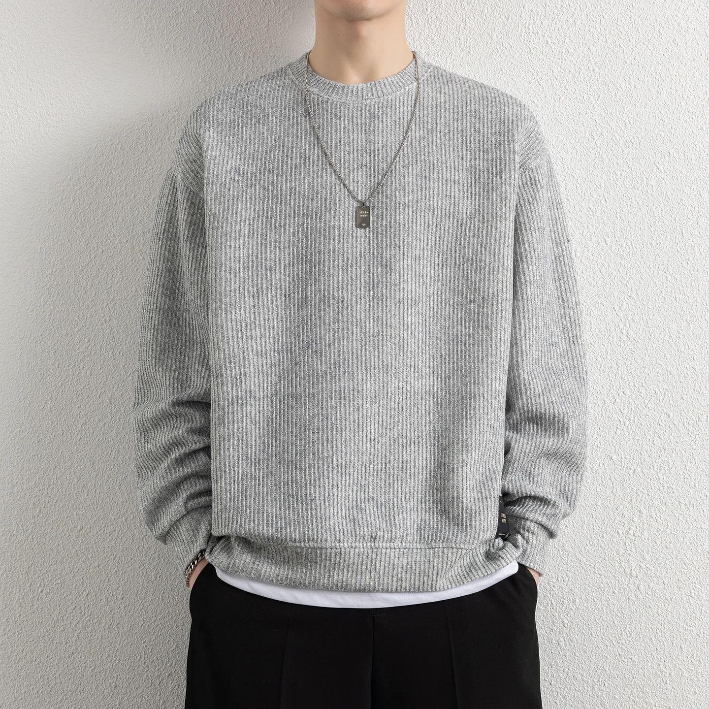 

Casual Long Sleeve Men's Hoodie Spring Autumn Base Layer Shirt Youth Fashionable Polyester Fiber Standard Fit round Neck Swea...