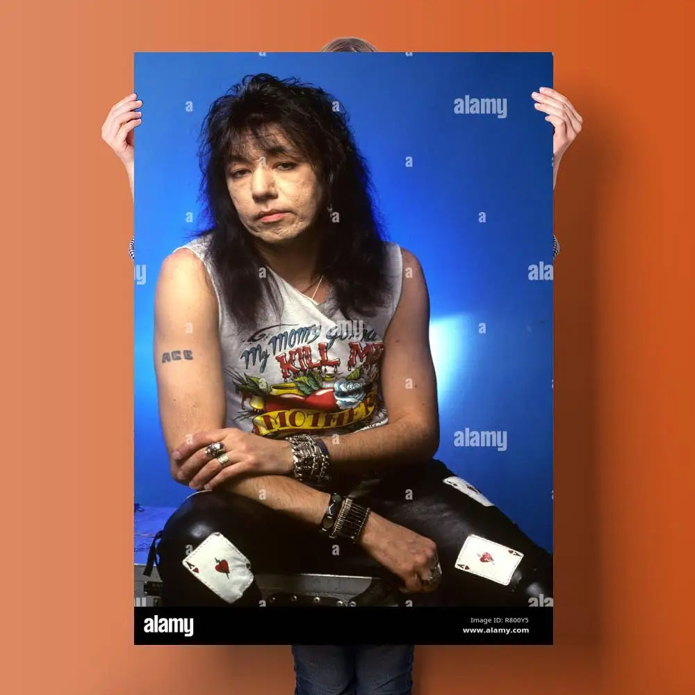 ace frehley Canvas Art Poster and Wall Art Picture Print Modern Family bedroom Decor Posters - Image 4