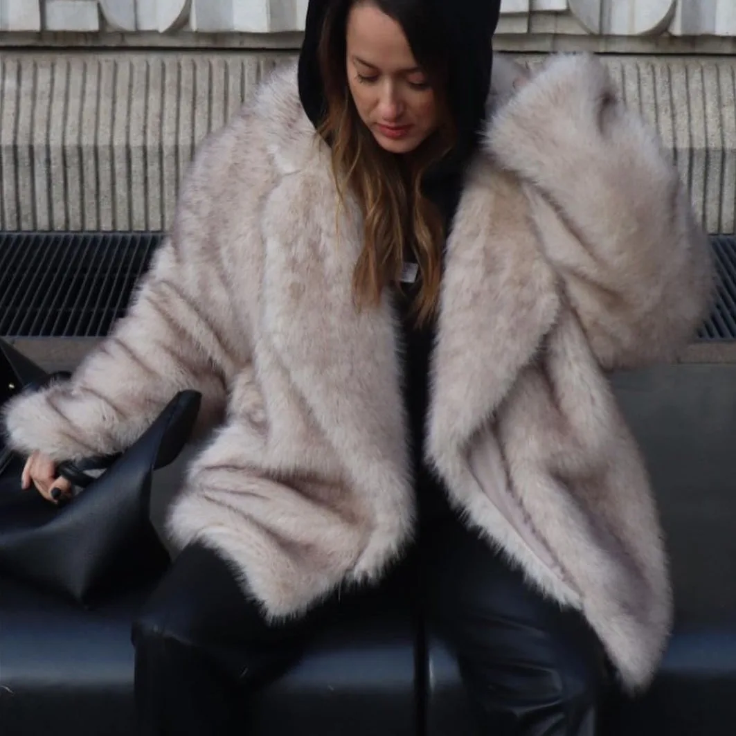 Temperament Elegant Faux Fur Coat Women Fashion Streetwear Lapel Long Sleeve Warmth Artificial Fur Coats Winter Female Clothing