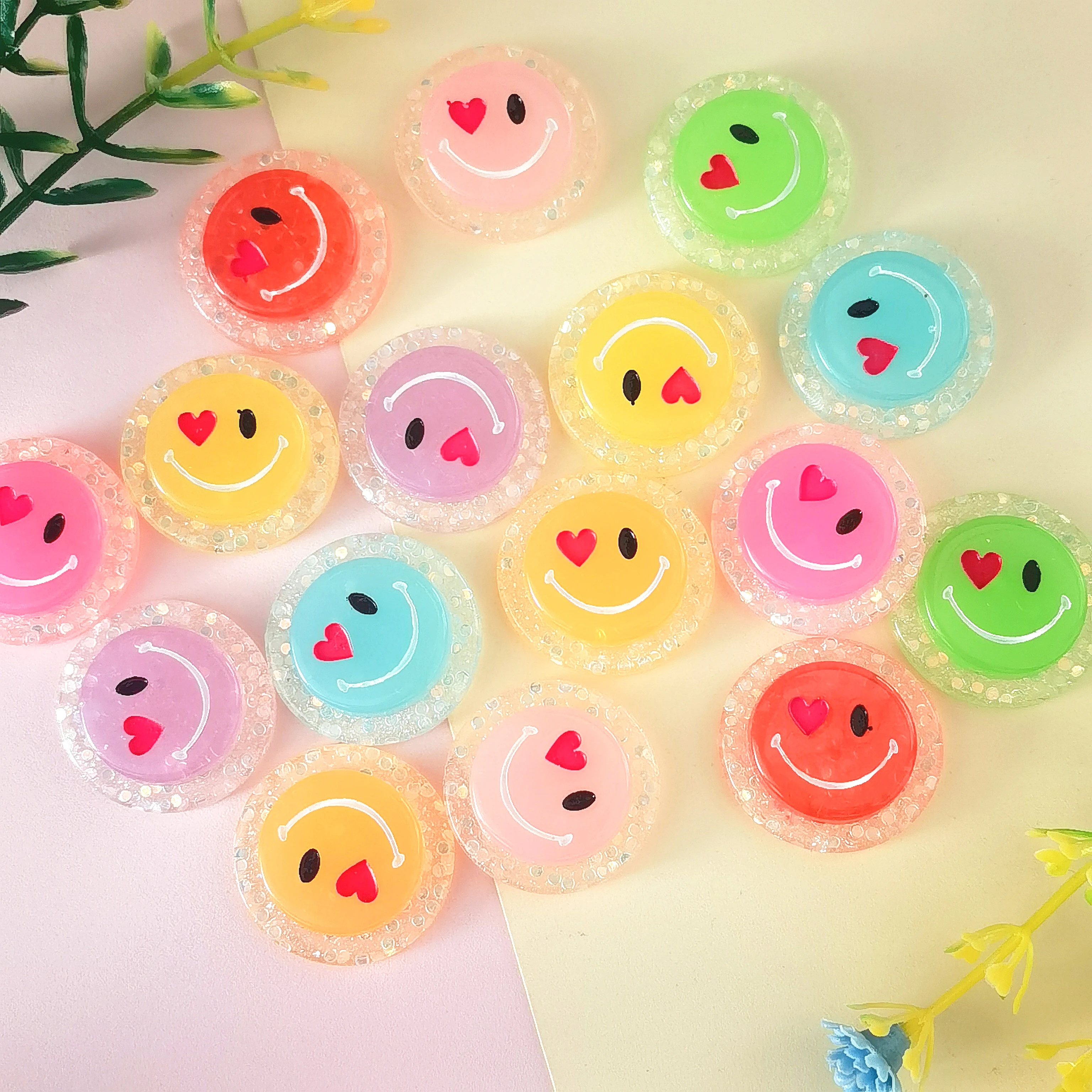 Kawaii Glitter Round Smile Flat Back Resin Cabochon Scrapbooking Crafts Hair Bows Accessories DIY Phone Case Decoration