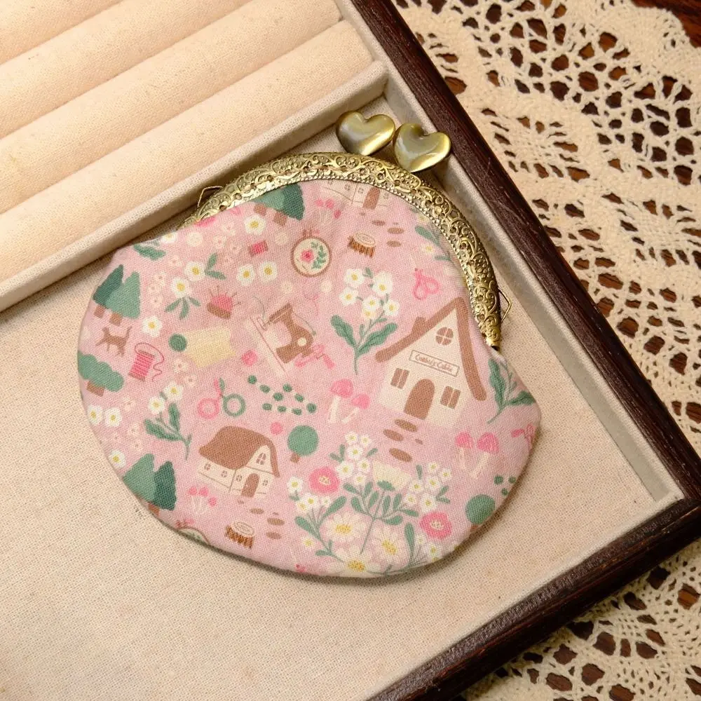 Anti-lost Kiss Lock Coin Purse Polyester Thickened Brocade Mini Pouch Shell-shaped Chinese Style Embroidered Small Pocket Girls