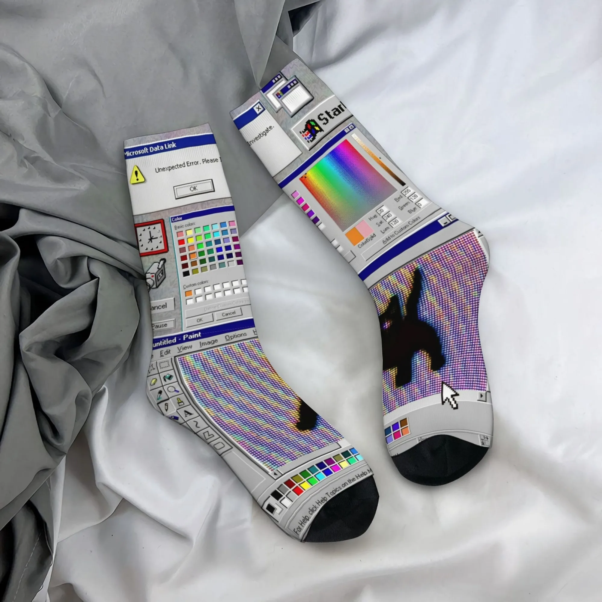 Cyber ​​retro computer system malfunction pop-up window printed men's socks nostalgic style casual socks crazy party gift