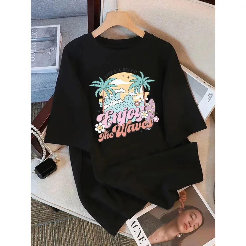Enjoy The Waves T Shirt Men's Summer Beach Palm Tree Graphic Tees Retro Life's A Beach Letter Print Oversized Tops Y2K Clothes