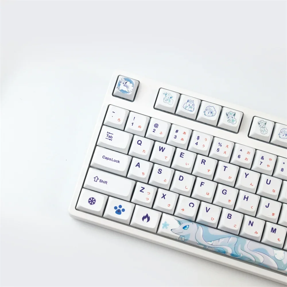 

PBT Arora six-tailed keycap XDA sublimation keys mechanical keyboard with dsa ball cap cartoon personality animation