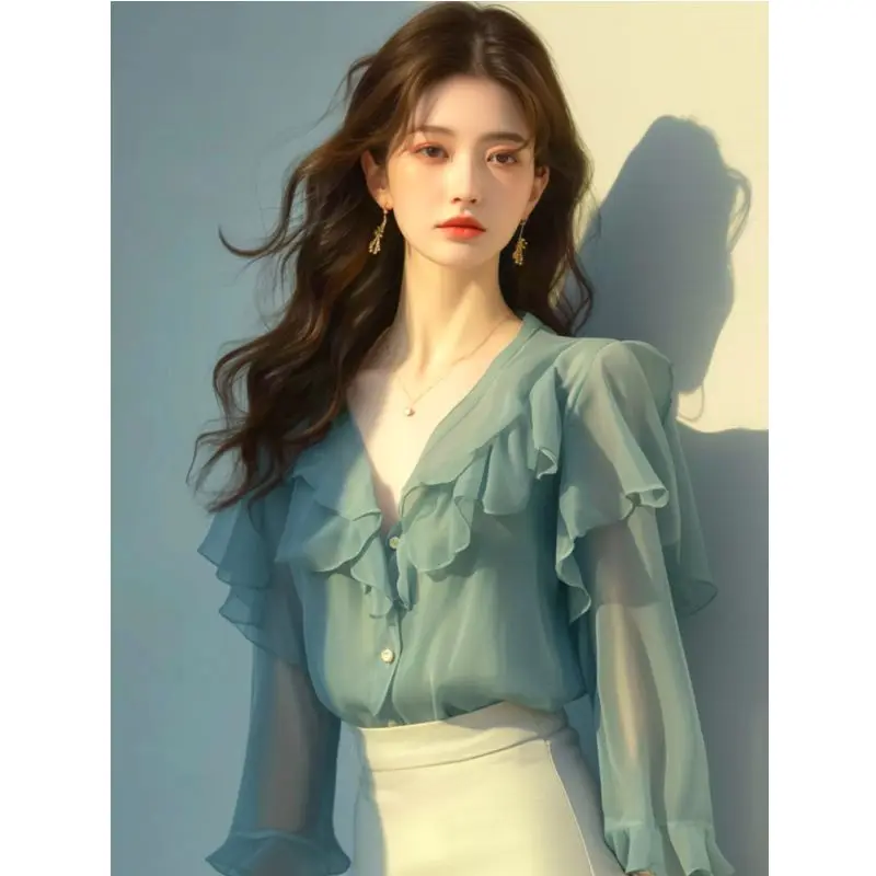 

Spring and Summer Chic Top French Green V-neck Ruffled Chiffon Shirt