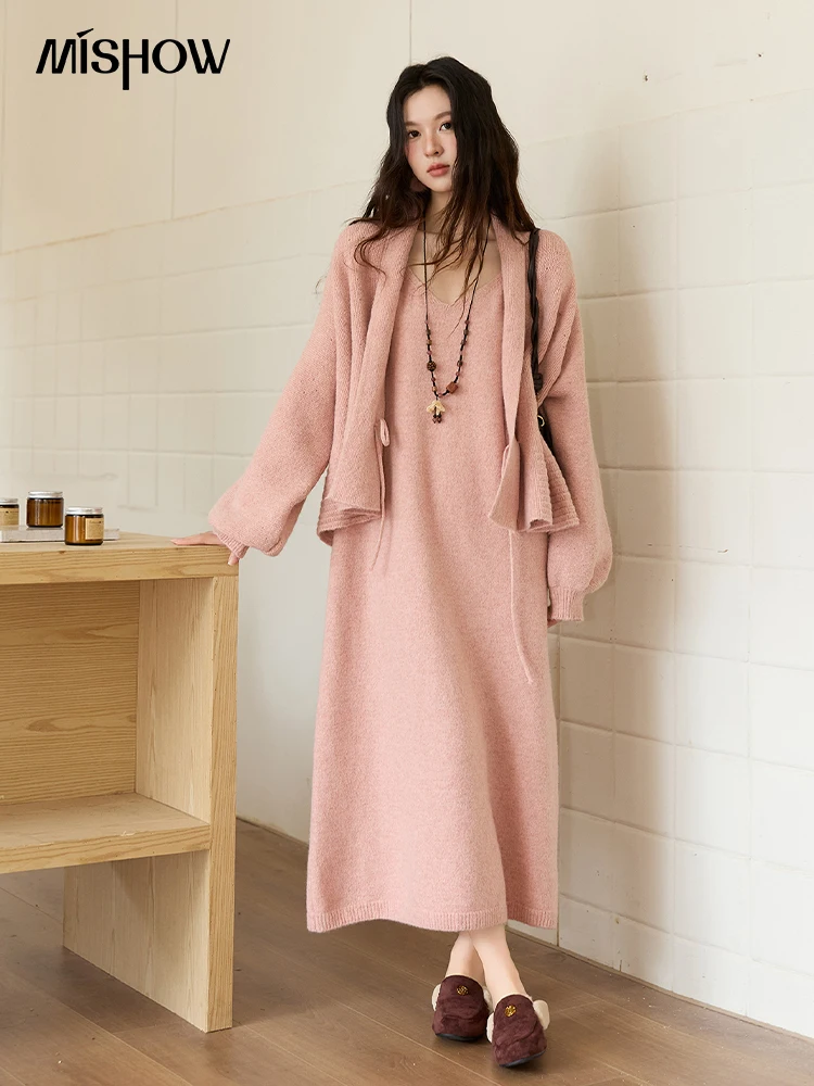 MISHOW Woman Dress Set 2025 Winter France Pink Lantern Sleeve Cardigan Loose Suspender Dress Luxury Two-piece Suit MXE89T1432