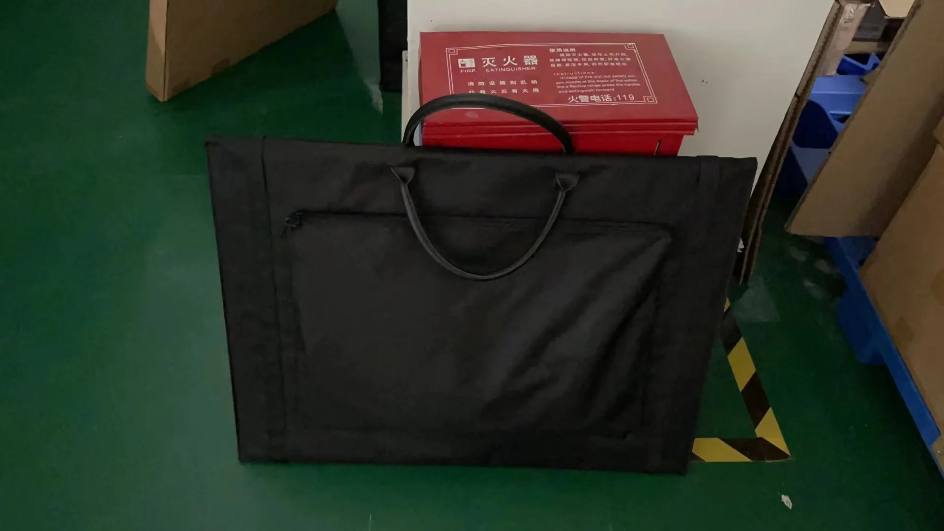 High Quality 300w Folding Solar Panels, 4 Folds For Camping