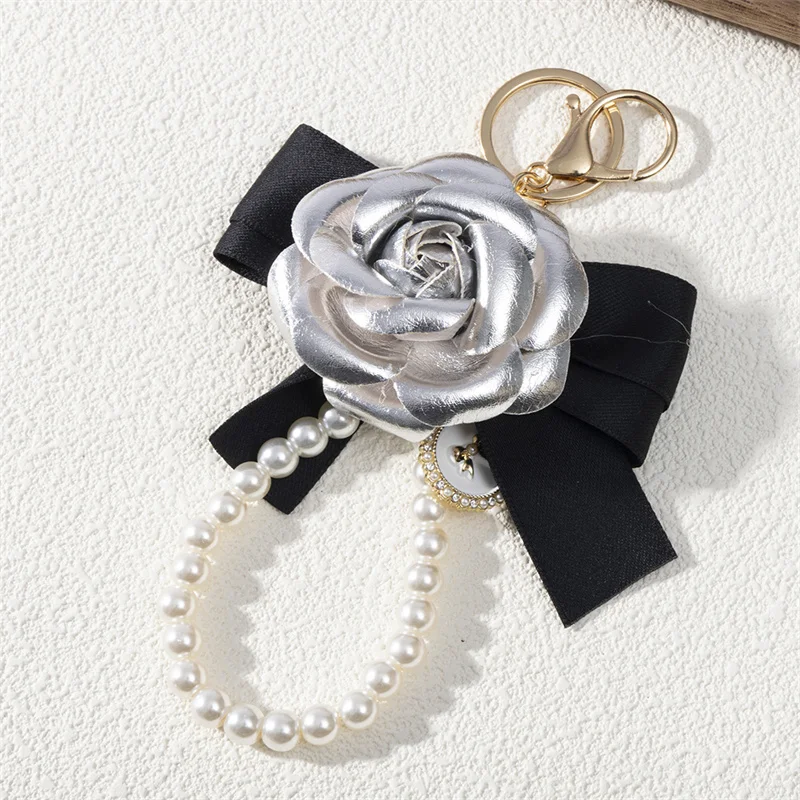 Elegant Rose Bag Pendent PU Leather Camellia Flowers Imitation Pearls Chain Car Keychain for Women Trinket Ring Car Charm