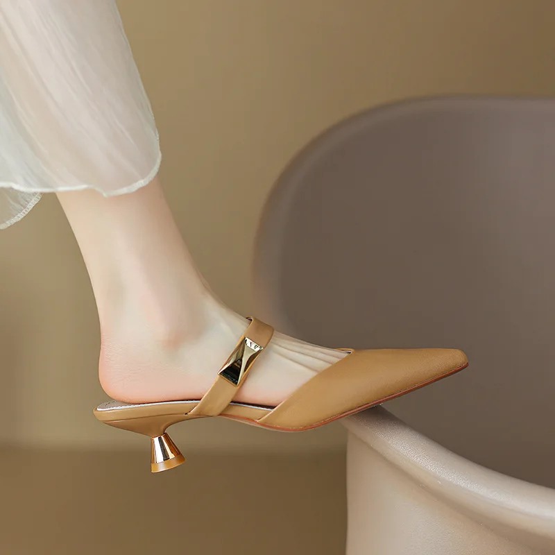 Summer Elegant Women's Patent Leather Kitten Heels Mules Golden Rivet Pointed Toe Sandals Buckle Slingbacks Fashion Ladies Pumps