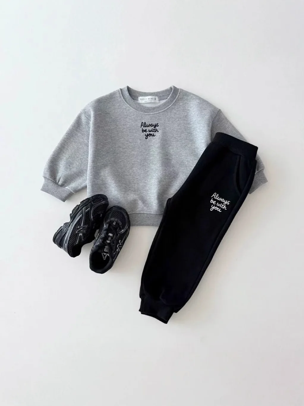 Ensemble sweat-shirt à manches longues pour enfants, 2 pièces, avec lettres brodées, pantalon, en coton, décontracté, pour garçons et filles, nouvelle collection automne 2025