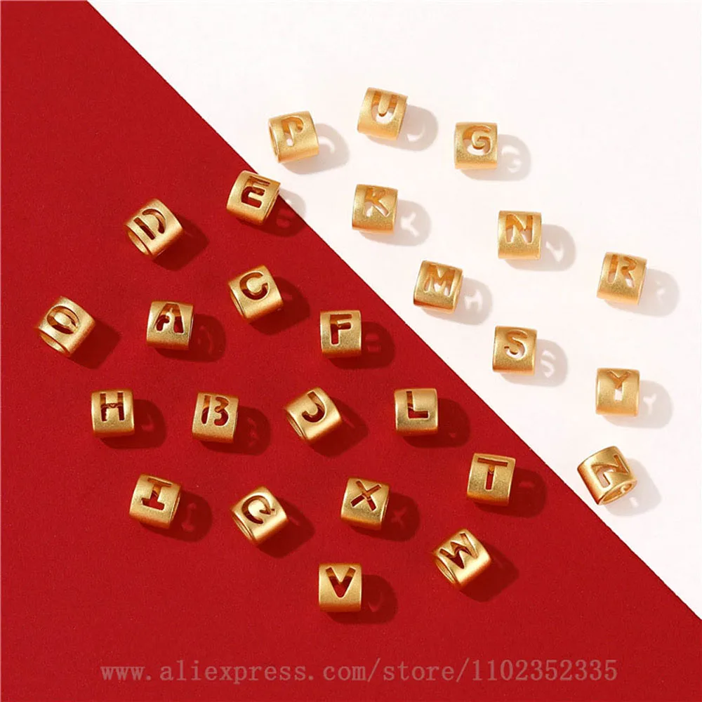 Chapeado 14K Real Gold Alphabet Bead, Hollow Letter Charms, Bead para DIY Pulseira e Colar Making, 10pcs por saco