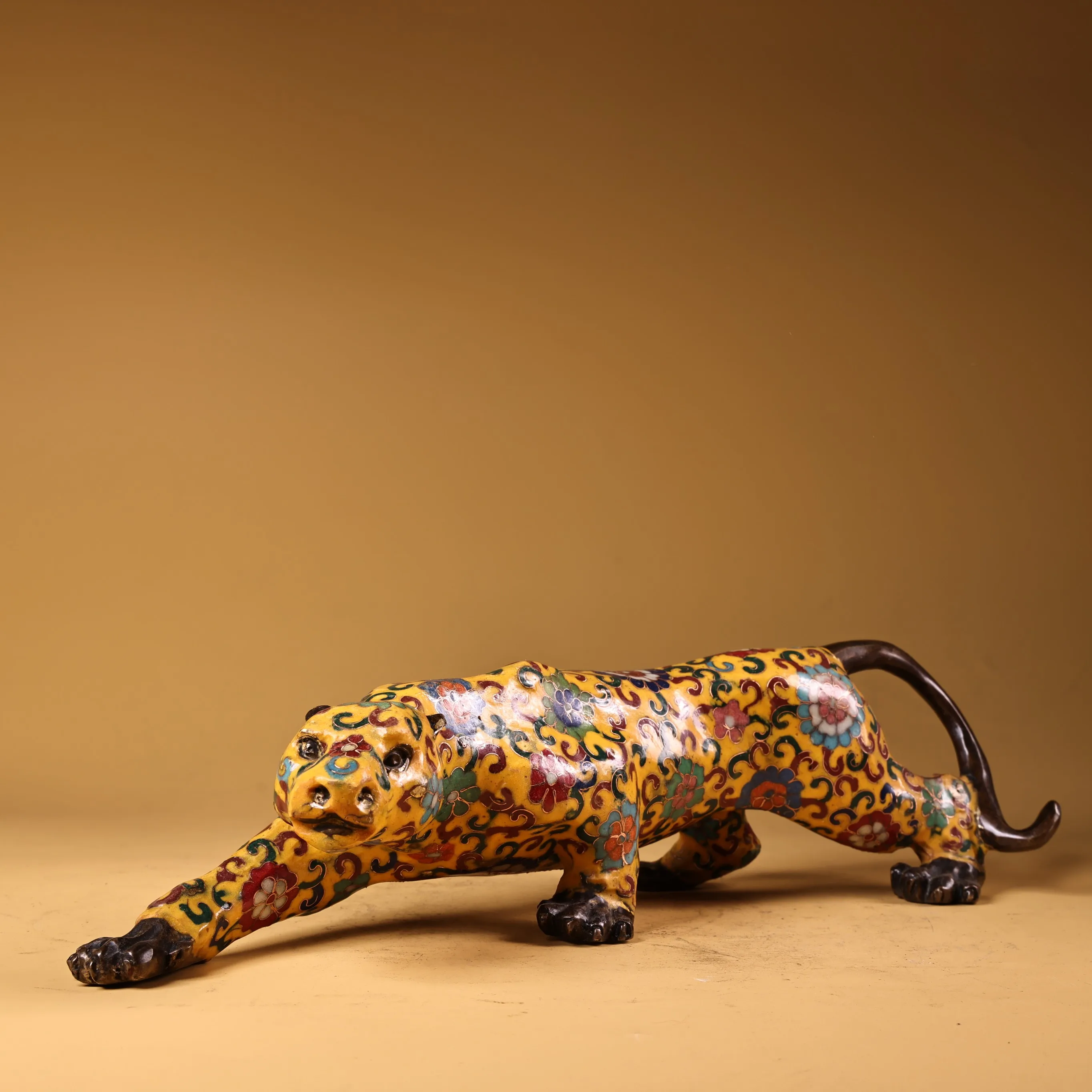 14 "مجموعة معبد التبت البرونزية القديمة مصوغة بطريقة المينا زهر البرقوق ليوبارد تمثال الحيوانات جمع الثروة الحلي تاون هاوس