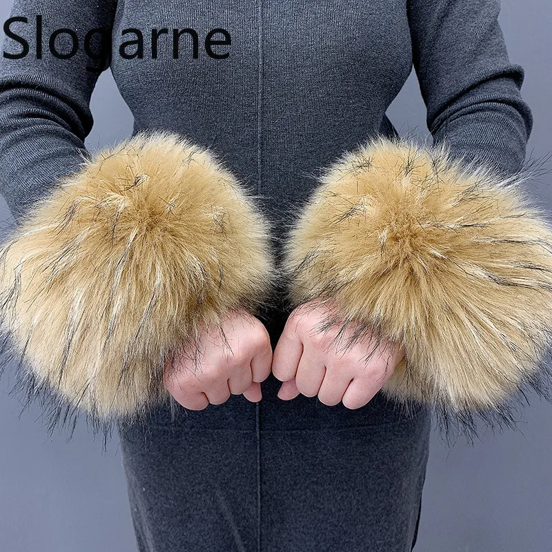 Women 2026 Fur Wrist Cuffs Sleeves Accessories Faux Fox Fur Elastic Arm Warmer Fur Bracelet Winter Fluffy Oversleeve Wristband