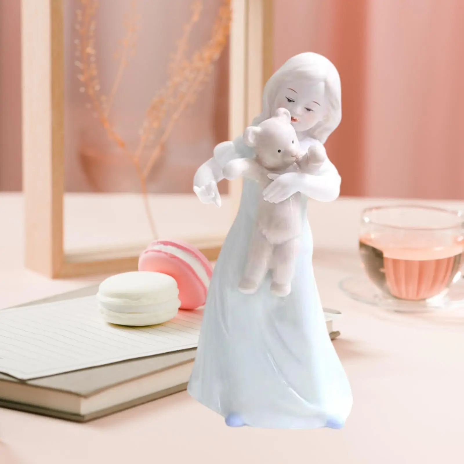 

Girl Statue Collection Figure Sculpture Decorative Figurine Tabletop Ornament for Cabinet Shelf Living Room Fireplace Office