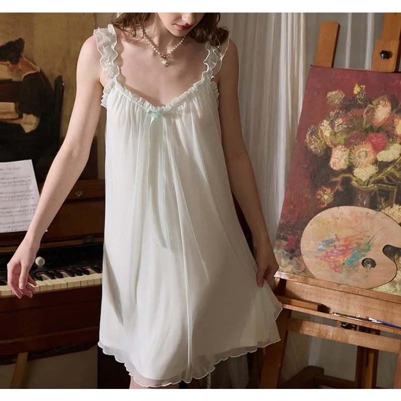 

Vintage Court Style Chest Pad Fungus Edge Suspender Nightdress Modai Soft Yarn Pajamas Middle Skirt French Princess Loungewear