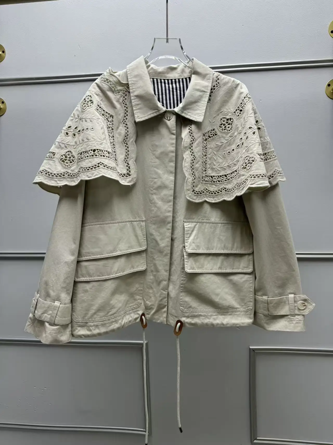 

French Sle Embroidered Heavy Work oulder Wrap Coat Fem Long Sve irt Collar Dstring Utili Jaet Cotton Material