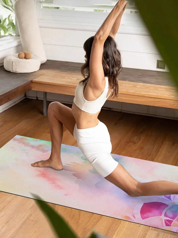 Rubber Suede Yoga Mat Anti Slip Widened Color Gradient Sweat Absorbing 1.5mm Thick Washable Foldable Thin Yoga Drape 2026 New