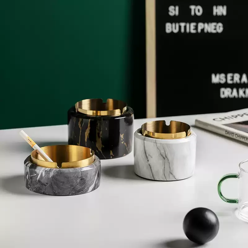 Nordic Ins Ashtray Luxury Home Living Room Simple Personality Creative Trend Hotel Office Decoration Anti-fly Ash Ornaments