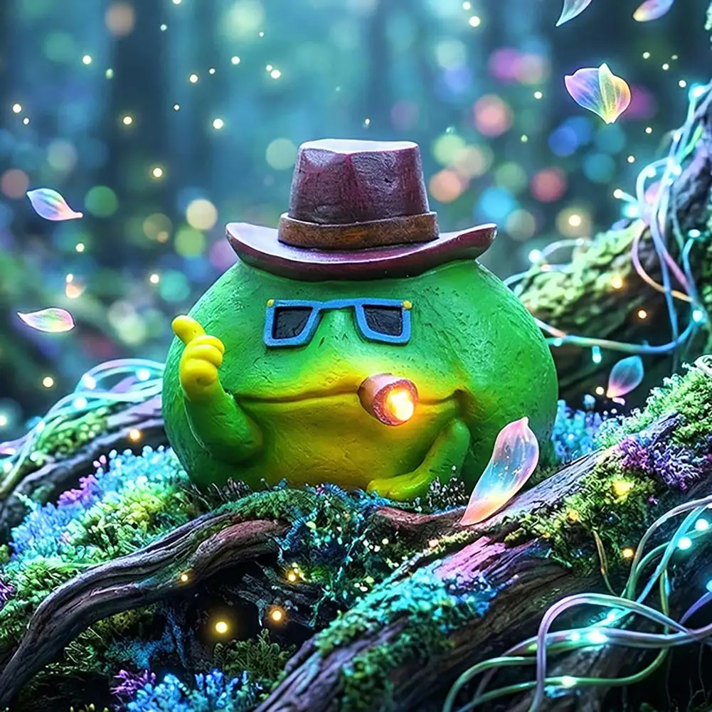 Night Light Garden Frog Funny Frog Figurine Collectible Resin Ornament Solar Garden Light Waterproof Statue for Patio Balcony