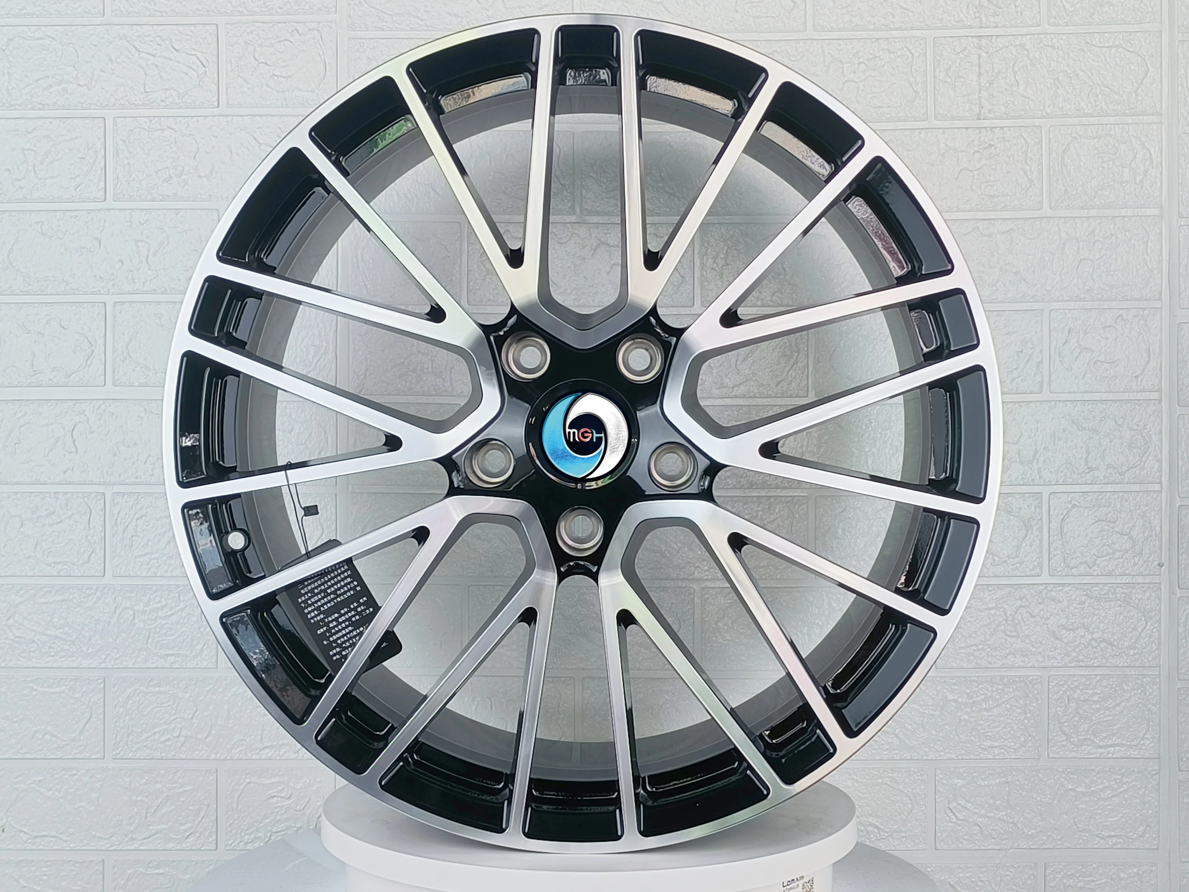 Customized forged 18-22 inch aluminum alloy wheels for Porsche Cayenne Panamera, with a new minimalist design of 30mm 40mm 35mm