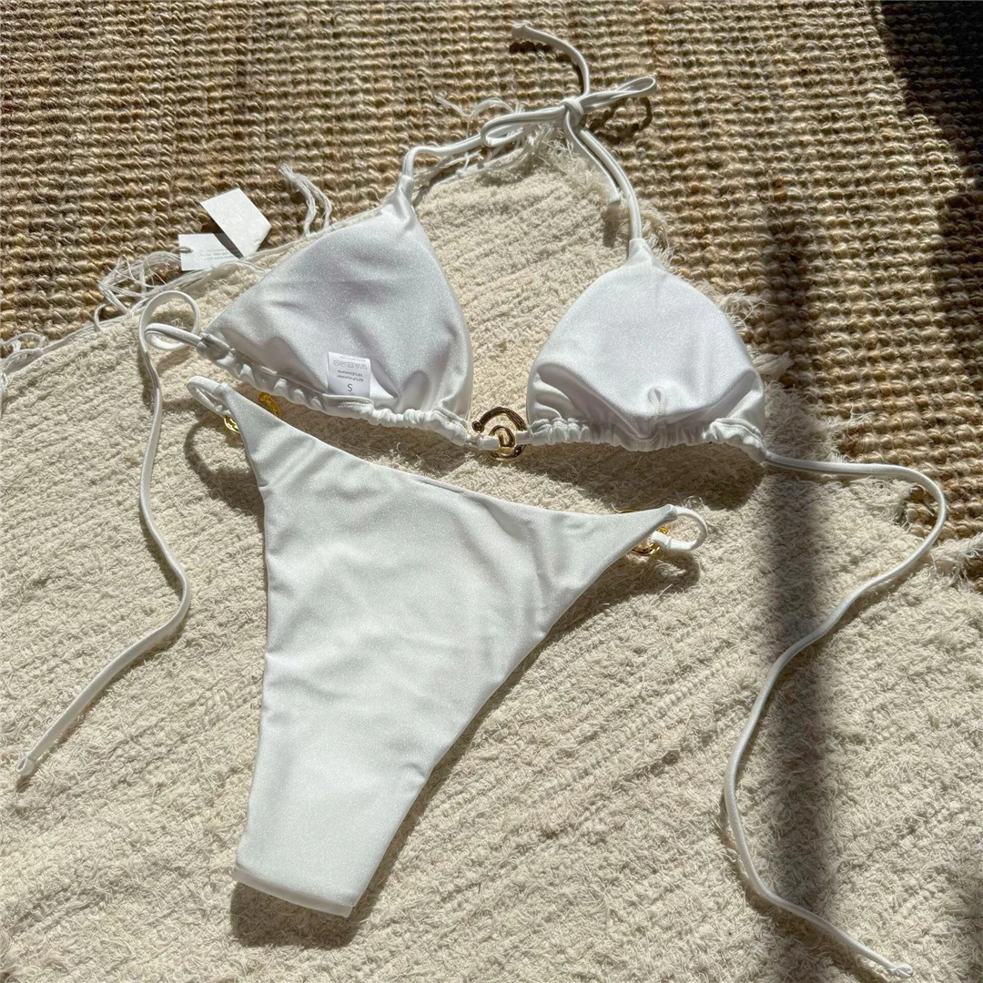 Neuer, verführerischer Bikini mit Metallringen und Neckholder-Ausschnitt, zweiteiliges Damen-Bikini-Set, Damen-Badebekleidung, gepolsterter Badeanzug, Badebekleidung, Modell V6430L. – Detail 26