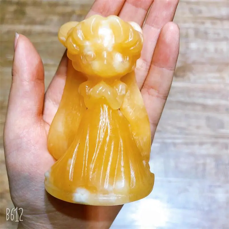 

Natural Orange Calcite Cartoon Carving Polished Crystal Healing Stone Home Decor Creative Christmas Gift 1pcs