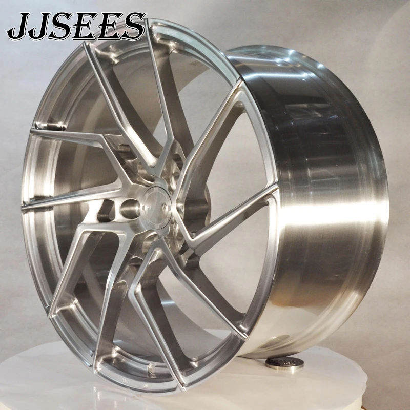 18-26 Inch Golden Multi Spoke Forged Wheel Rim Universal PCD Super Luxury Car Tuning AccessoriesLightweight Design