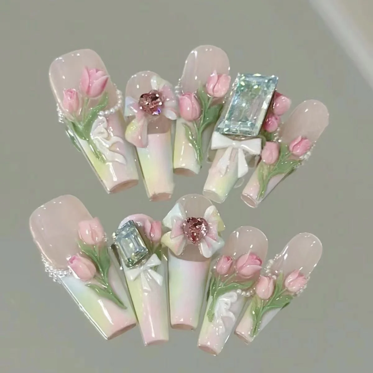 

Tulip French manicure set, handmade gel art nails, reusable, party prom nails, wedding bridal manicure, fresh short manicure