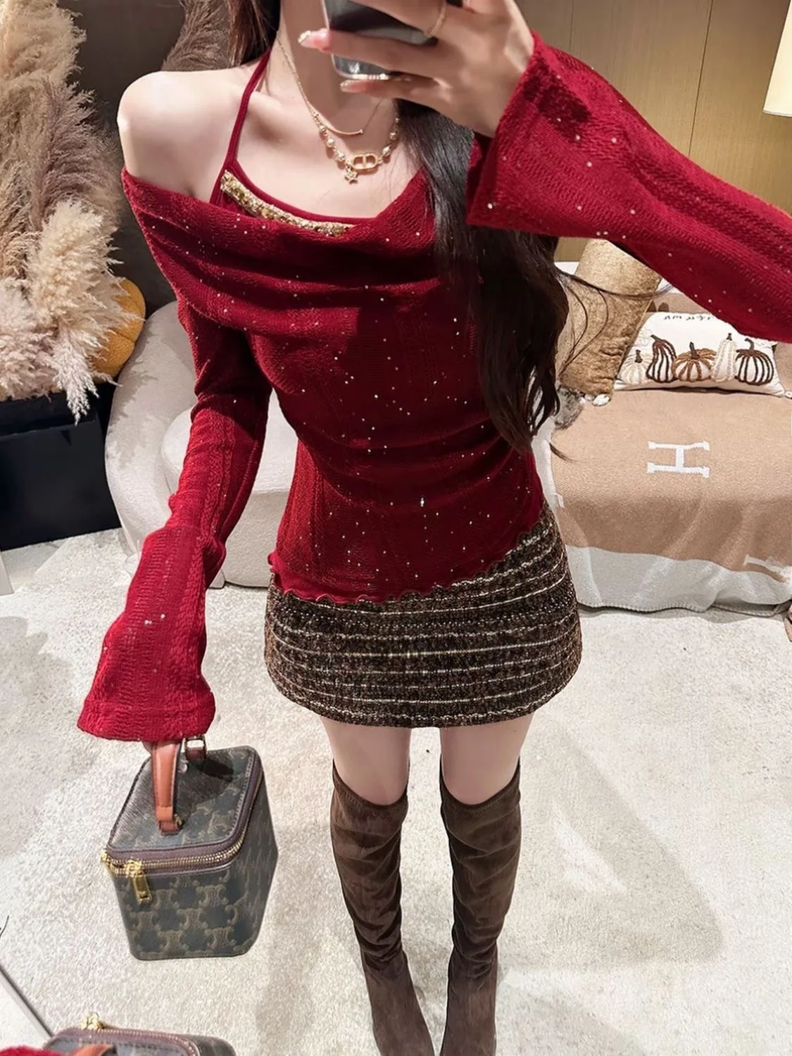 Shiny Sequin Trim Long Sleeve Knitted Sweater Women's Autumn Winter Slim Fit Red Top Fashion Design Splice Neckline Style