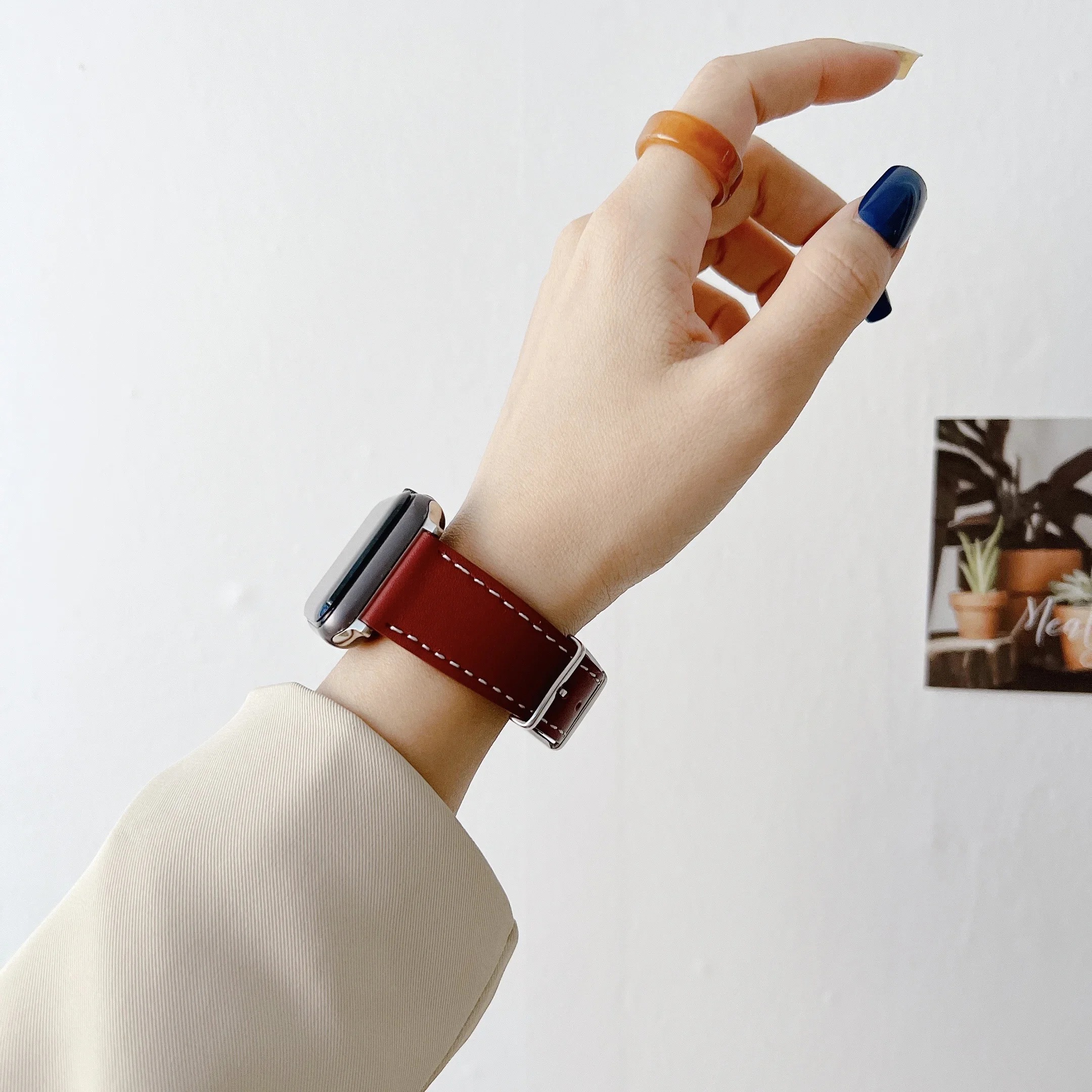 Leather Strap for Apple Watch Ultra 10 9 8 7 45mm 41mm 42mm 46mm 6 5 4 SE 44mm 40mm Watch Replacement Wristband Bracelet Correa