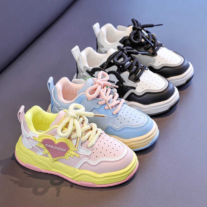 

Детская повседневная обувь, дышащая спортивная обувь ярких цветов для девочек, мягкая подошва, осень 2023, новые детские теннисные туфли, нескользящая удобная обувь