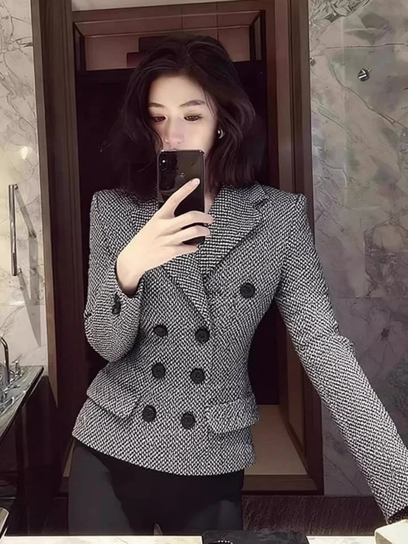 

Женский двубортный блейзер, серый шерстяной укороченный жакет, новинка ранней весны 2026, W2417