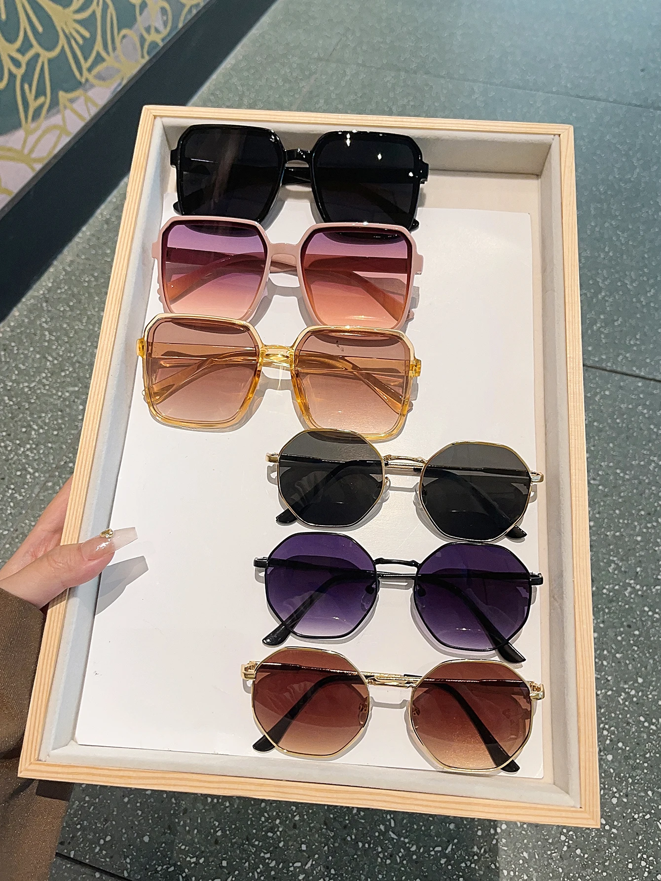 6-teiliges Kombinationsset mit gemischtem Rahmen, PC- und Metall-Kombinationsset, mehrfarbige Brille, trendige Mode, High-End, geeignet für tägliche Partys