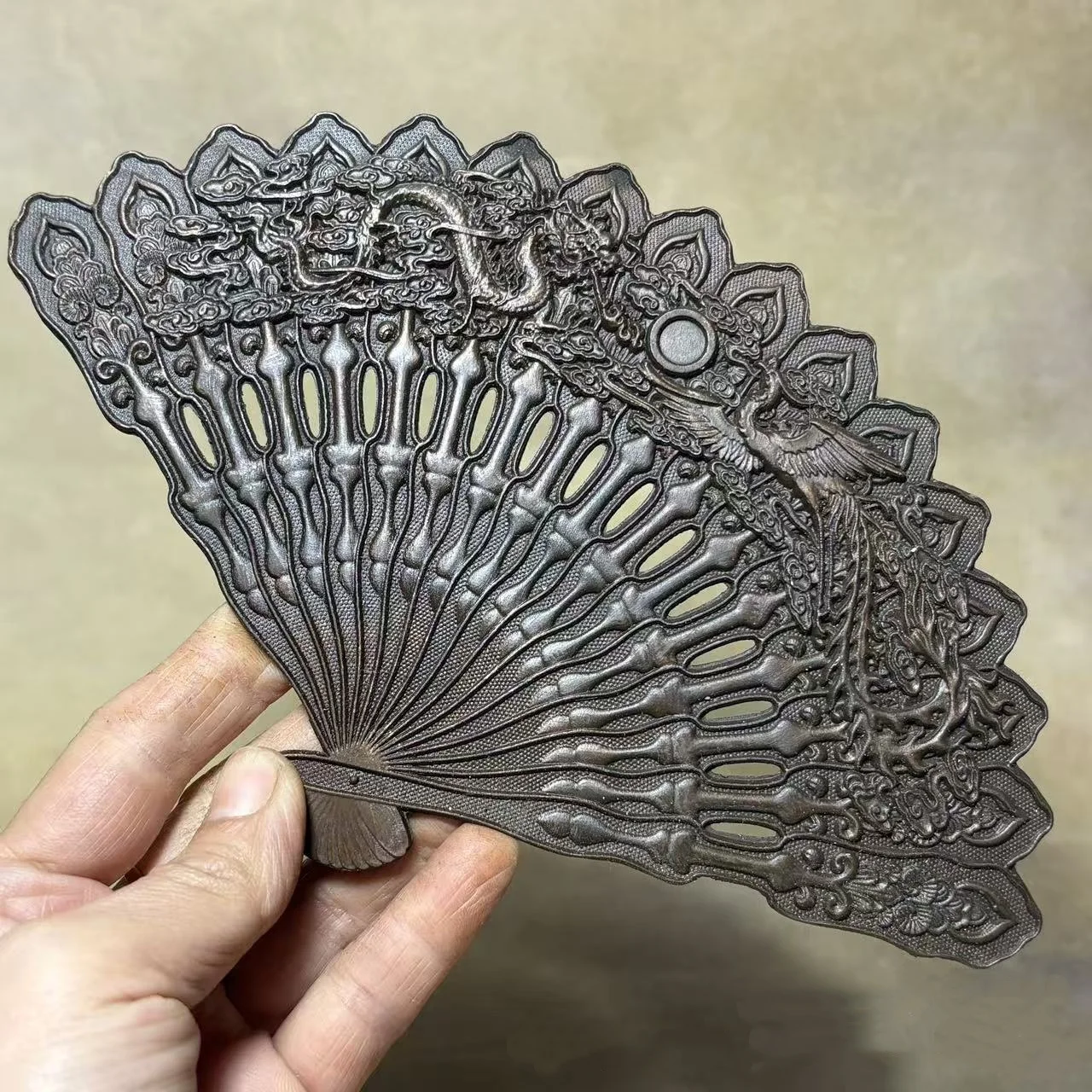 Antique Copper Qing Qianlong Hollow Dragon and Phoenix Relief Folding Fan Home Desktop Decoration Modern Crafts Ornament