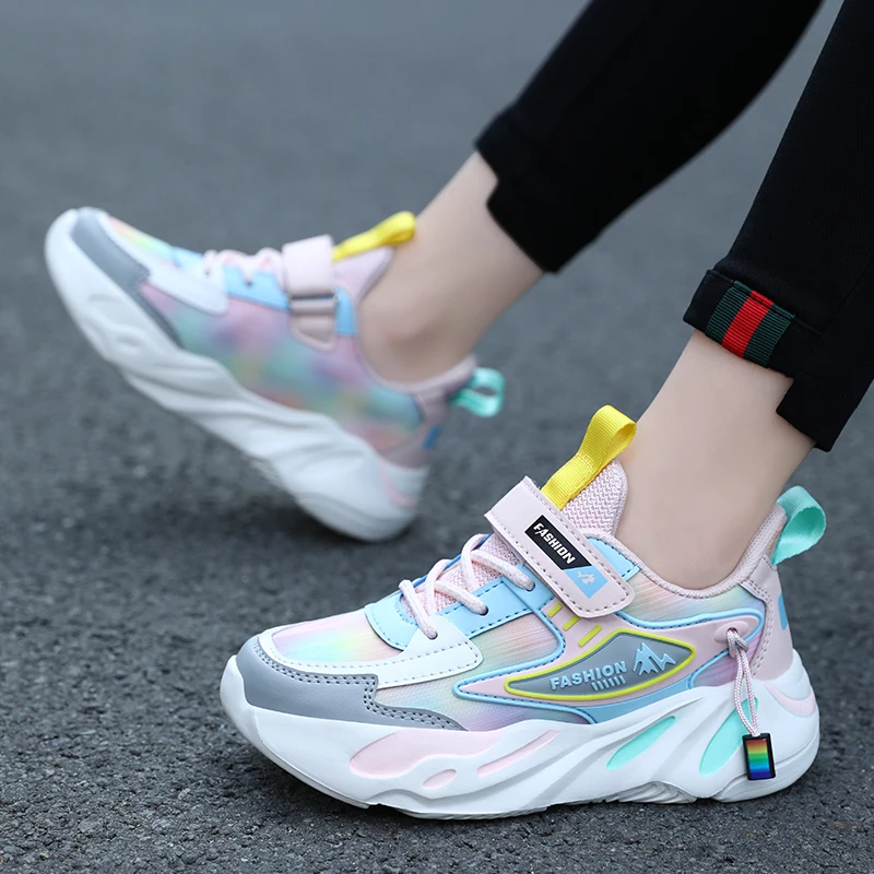 Sepatu Kets Kulit Musim Gugur Musim Dingin Sepatu Olahraga Kasual Merah Muda Fashion Anak Perempuan untuk Anak Perempuan Sepatu Kets Desainer Anak Platform Nyaman Pelatih